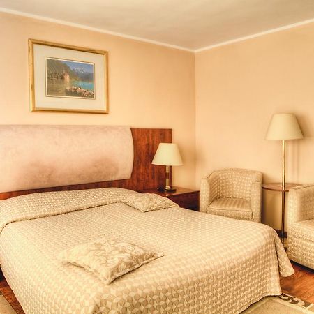 Vila Pinul Si Mesteacanul Hotel Poiana Brasov Eksteriør billede