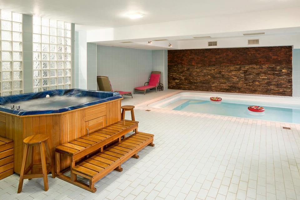 Vila Pinul Si Mesteacanul Hotel Poiana Brasov Eksteriør billede